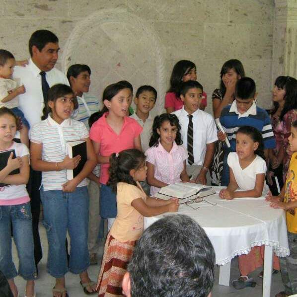 Los niños de la iglesia