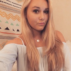 carliebrooke97