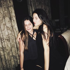 bellaneely12
