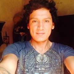 Antonio Flores