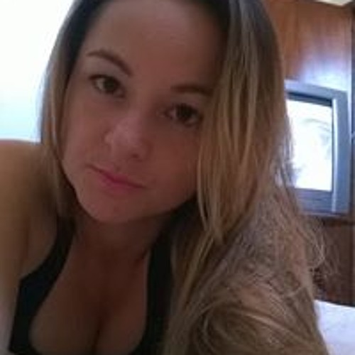 Rafaela Alevato’s avatar