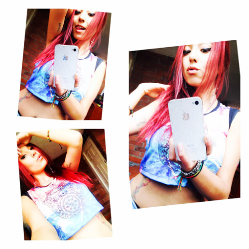 Stream Valentina Sierra music Listen to songs, albums, playlists for
