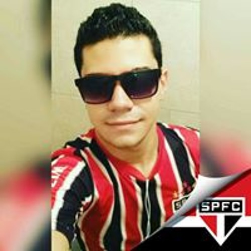 Lucas Gomes’s avatar