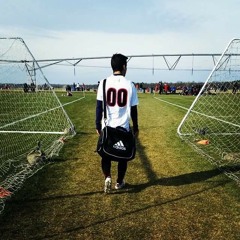 Derrick Lobo (Chino)