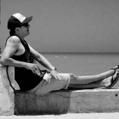 Derrick G G MacPhee9