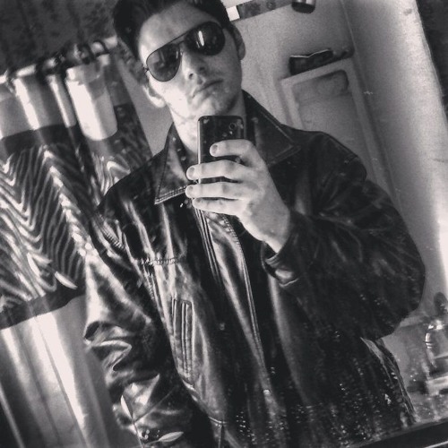 Ziggy Zesyazeoviennazabrizkie in studio