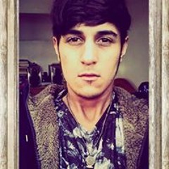 Max Hoelzle Ferreira