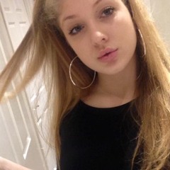 sophie_2499