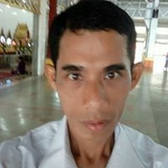 ႏွလံုးသားရဲ႕ေနရာတိုင္းမွာ - ဟဲေလး မို႔မို႔ (၂၀၀၄) - 128K MP3.mp3