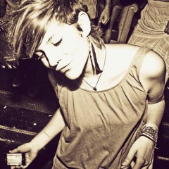 lisagermaniacottontop