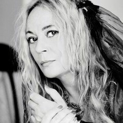 Gina Jacobi Official