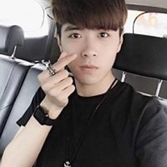 Chợt thấy em khóc