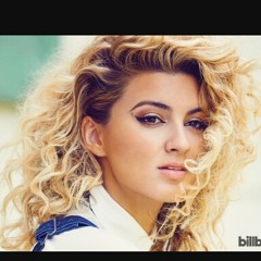 Tori Kelly