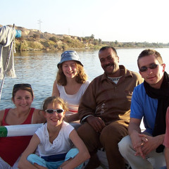 ‫عيدالوحش ابومؤمن‬‎