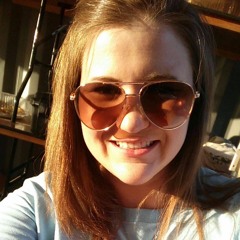 elizabethhoelzel