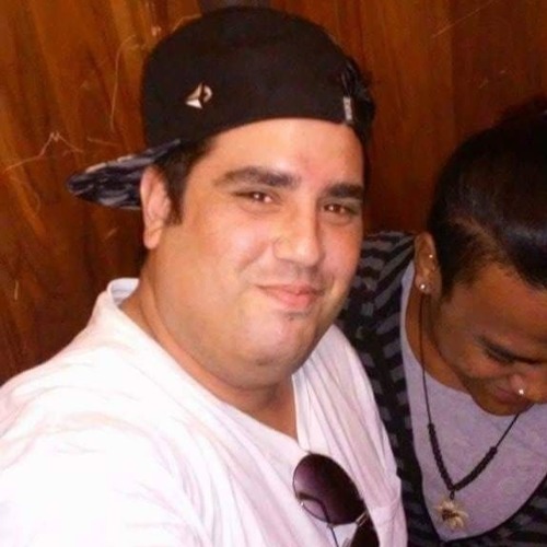 Dj Wils NMD Ft Sharzy Ta' Umai  Zoukee Mix 2013 )