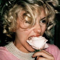 La Petite Michèle (FR)