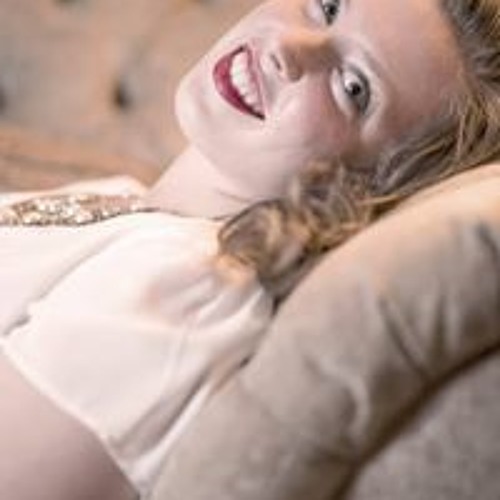 Identity analysis of "The Secret Desert Show" by Gabriel Iglesias