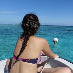 Alexandra Champagne 3