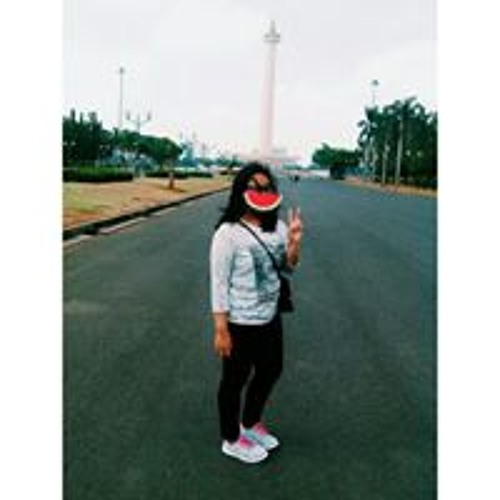 Yulia Dewi’s avatar