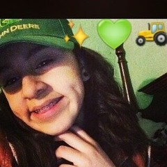 Stephaniee Villasenor