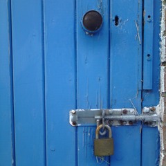 Sanja Varra, Black Dog