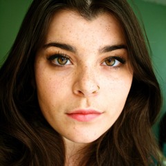 Amelia Nixon