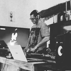 [V-A]  monolith crew