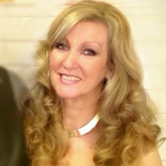 Debbie-Lee Richardson