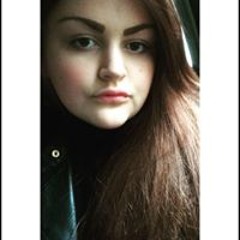 Chlo Vines
