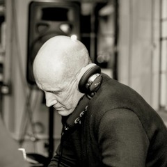 Richie Bee CruiseFm.co.uk