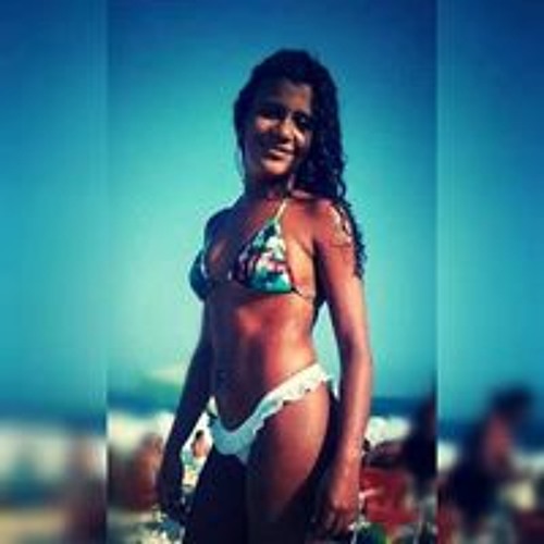 Izabelle Pereira’s avatar