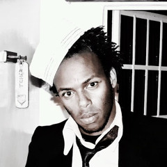 Wainaina Leon Kinuhtia