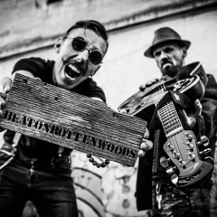 Beat on Rotten Woods