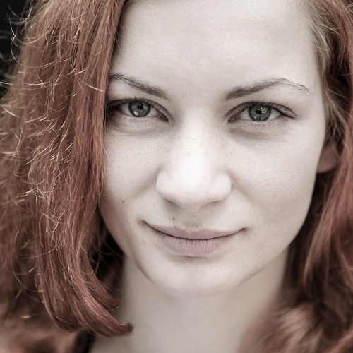 Lisa Luciernaga’s avatar