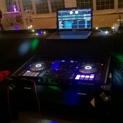 DJ WiLL Izera