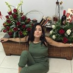 Carolina M Lionarons