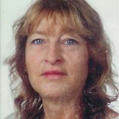 Manuela Schiller