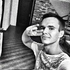 Денис Громов