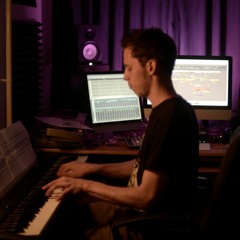 Lars Burgwal - Composer & Sound Designer for Media