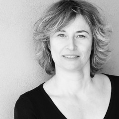 Suzanne Forsell - Voix off