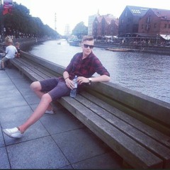 Dessar - со стороны