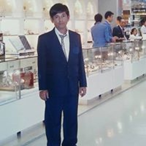 Lu Lu Aung’s avatar
