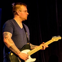 Jono East