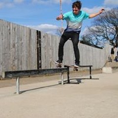 Luke Mx Powles