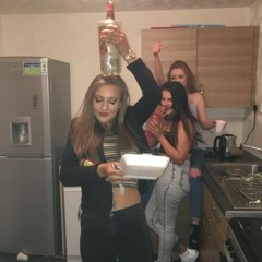 chloemills_