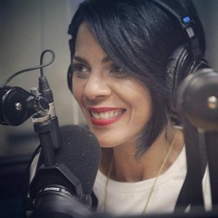 Mujer Interactiva - Sin Medias Tintas