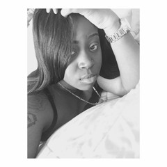 DjNellyNell_