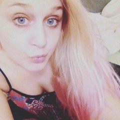 Mrs. Chris Webby<3