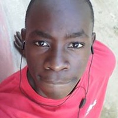 Elizandro Cheezy Tomas